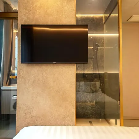 Amona By Comorooms Côme