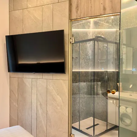 Гостевой дом Amona By Comorooms 3*