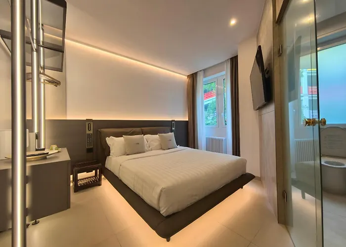 Πανσιόν Amona By Comorooms